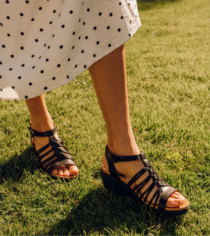 Enara Wedge Sandal | Baretraps