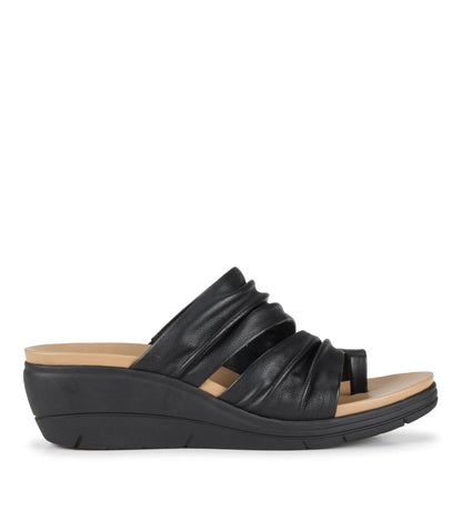 Erla Wedge Sandal | Baretraps