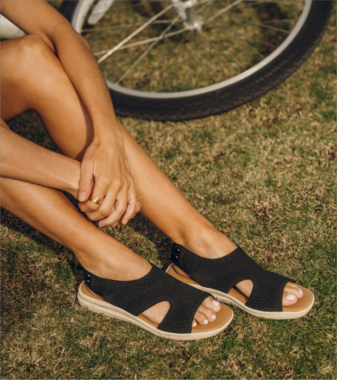 Duffy Slip On Sandal | Baretraps