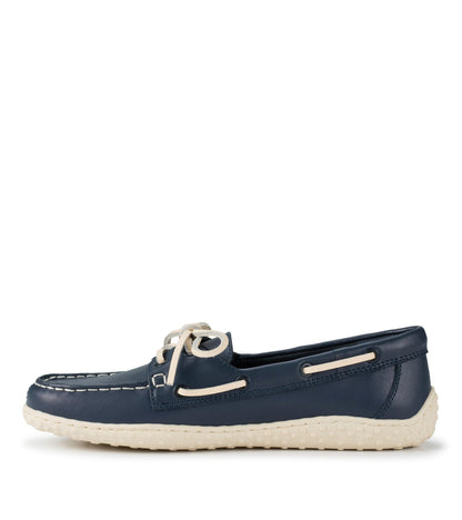 Beverlie Boat Shoe | Baretraps