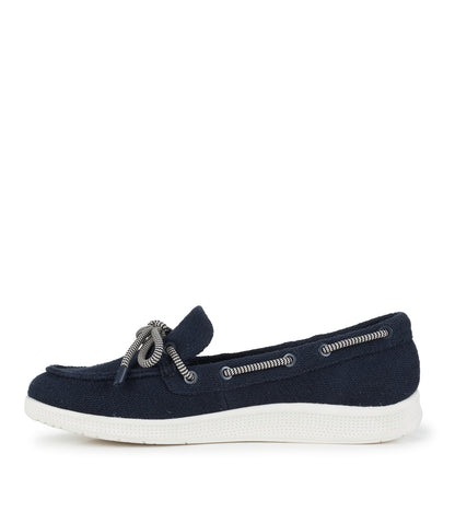 Venia Boat Shoe | Baretraps
