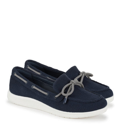 Venia Boat Shoe | Baretraps