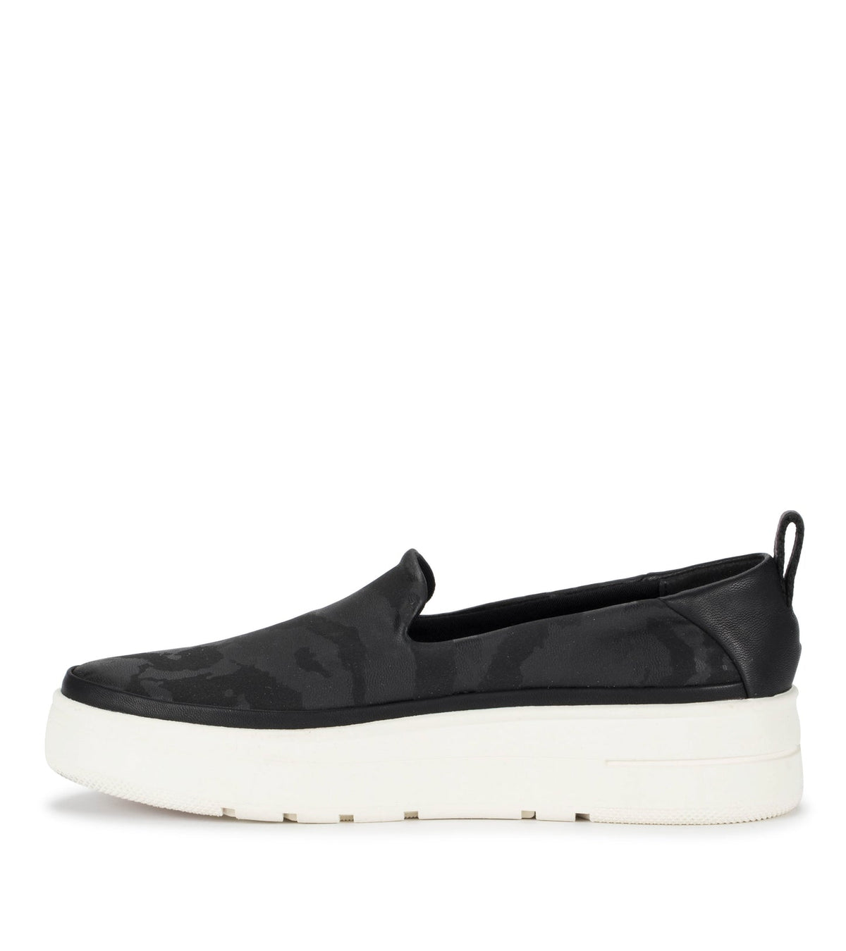 Nevin Slip On Sneaker | Baretraps
