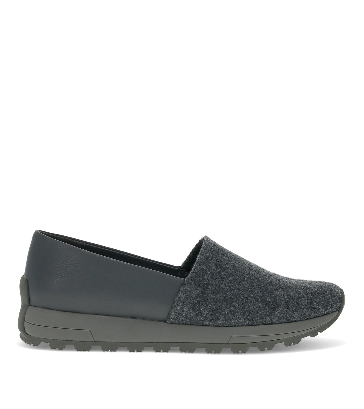Gennie Slip On | Baretraps