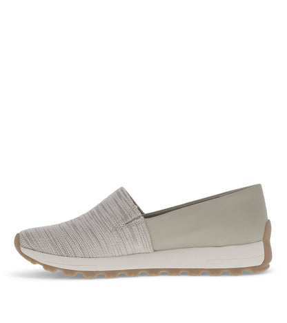 Gennie Slip On | Baretraps
