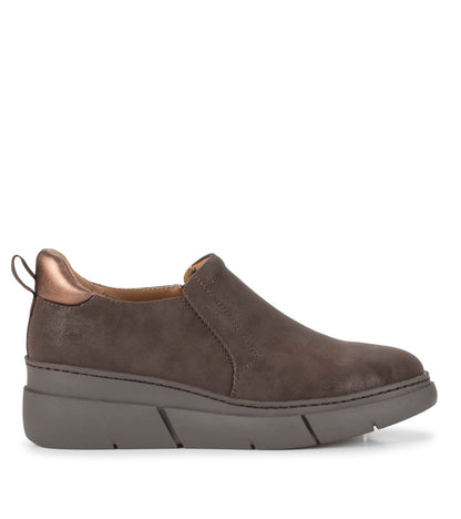 Lizett Wedge Slip On | Baretraps