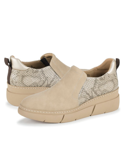 Lizett Wedge Slip On | Baretraps