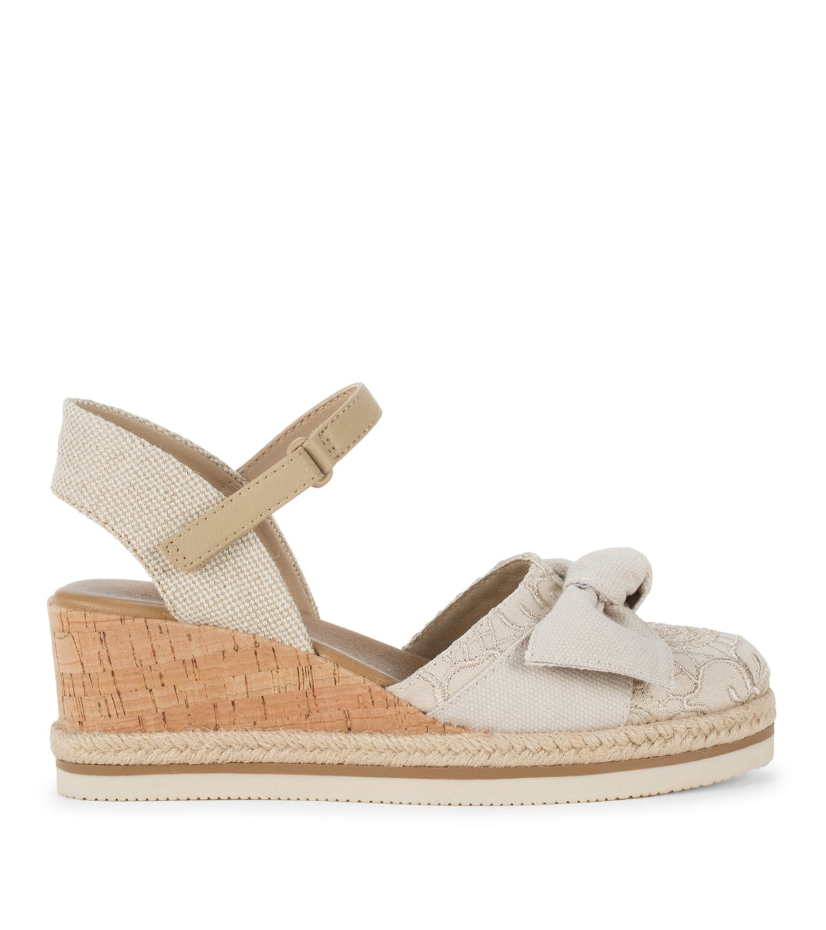 Arabelle Closed Toe Wedge Sandal | Baretraps