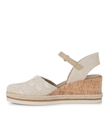 Alycia Closed Toe Wedge Sandal | Baretraps