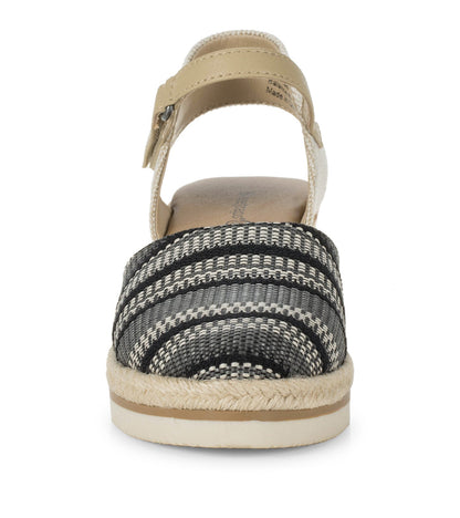 Alycia Closed Toe Wedge Sandal | Baretraps