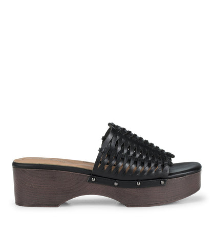 Helenna Slide Sandal | Baretraps