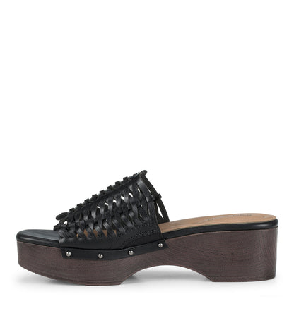 Helenna Slide Sandal | Baretraps