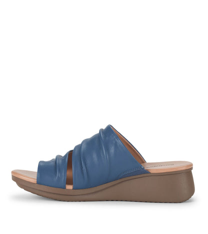 Venus Slide Sandal | Baretraps