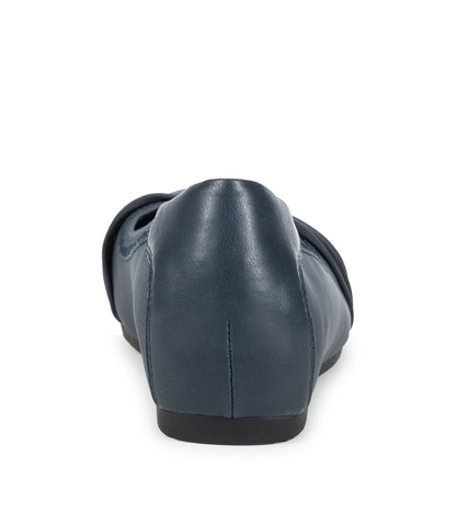 Marcie Casual Flat | Baretraps
