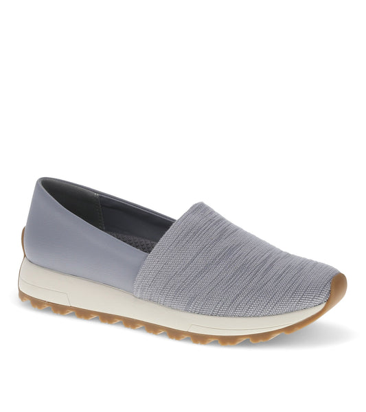 Gennie Slip On | Baretraps