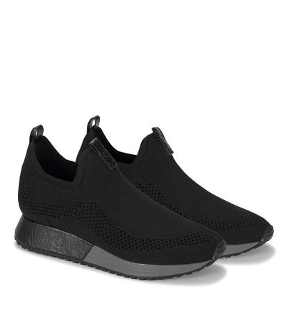 Pringer Slip On Sneaker | Baretraps