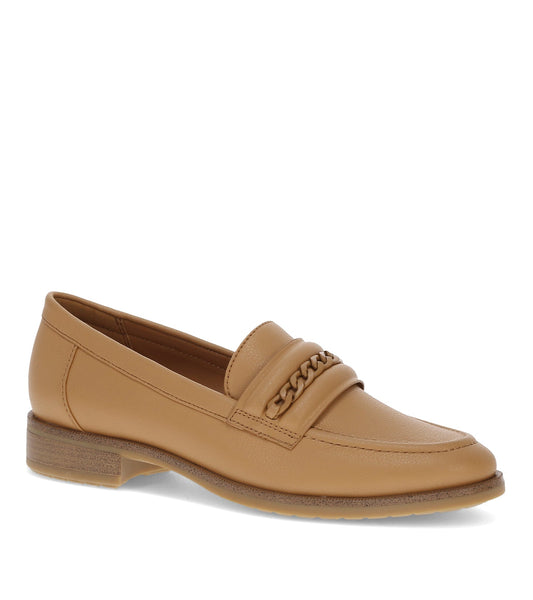 Emmie Loafer | Baretraps