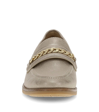 Emmie Loafer | Baretraps