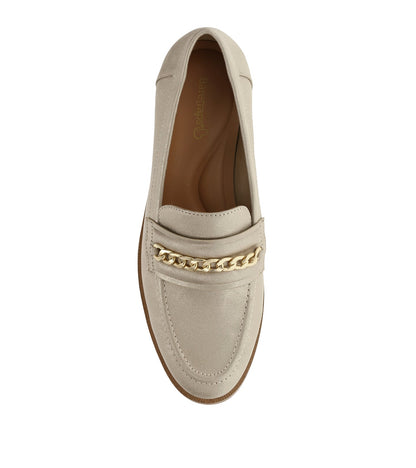 Emmie Loafer | Baretraps