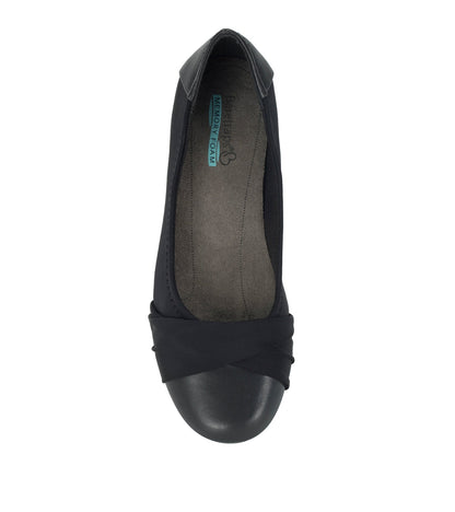 Mitsy Casual Flat | Baretraps