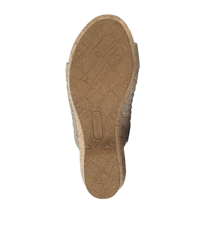 Bethie Wedge Sandal | Baretraps