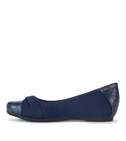 Mitsy Casual Flat | Baretraps
