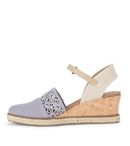 Olicia Wedge Sandal | Baretraps