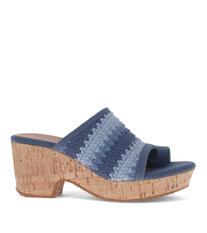 Bethie Wedge Sandal | Baretraps