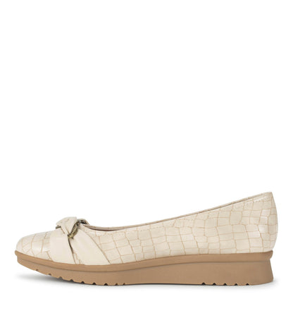 Aurora Flat | Baretraps