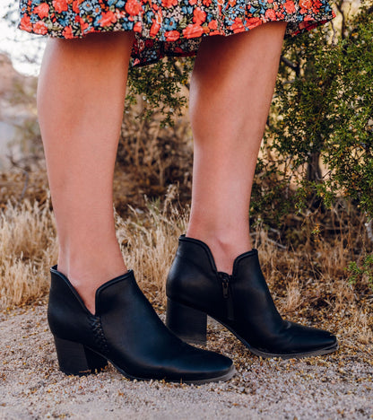 Tristen Ankle Bootie | Baretraps