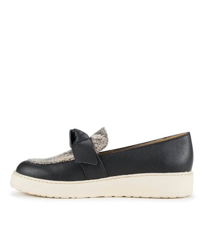 Ferdana Moc Toe Slip On | Baretraps