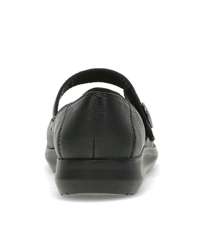 Joesie Mary Jane Flat | Baretraps