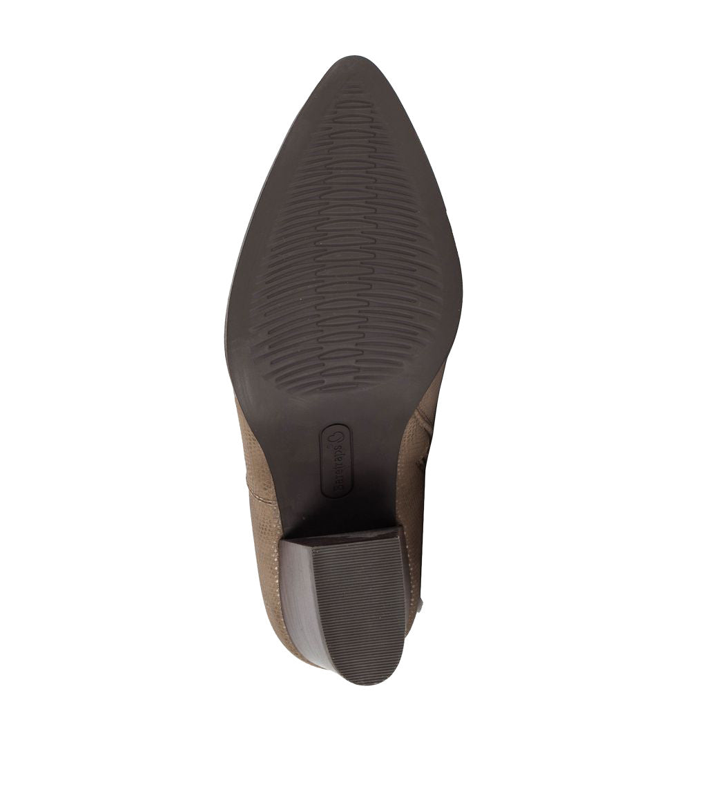 Yancee Bootie | Baretraps