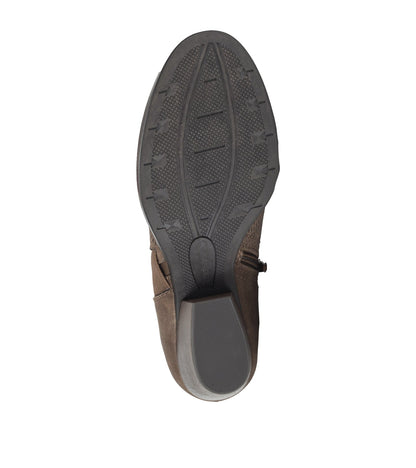 Ridgely Block Heel Bootie | Baretraps